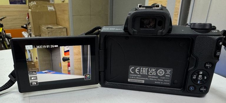 Оголошення Canon eos m50 mark ii kit 15-45mm is stm Б/У