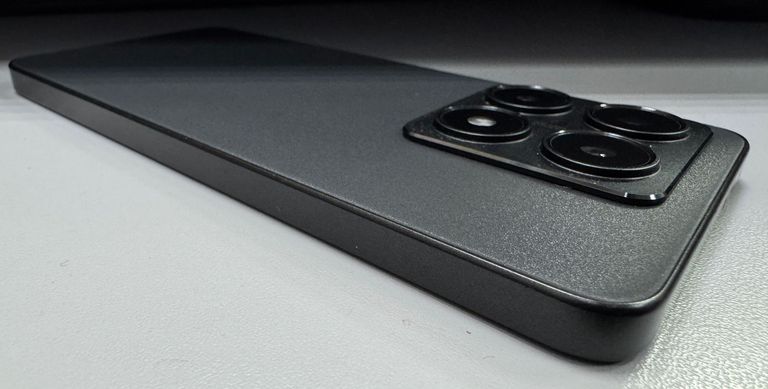 Розпродаж Xiaomi 14t 12/256gb, продавець Техноскарб