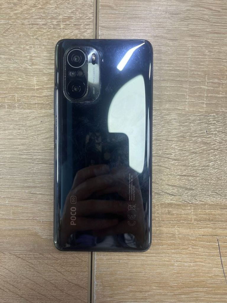 Дешиво Xiaomi poco f3 8/256gb с ломбарда