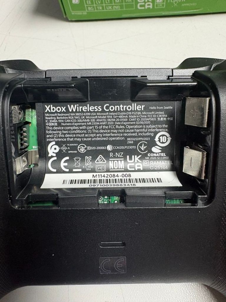 Дешиво Microsoft xbox series x s wireless controller с ломбарда