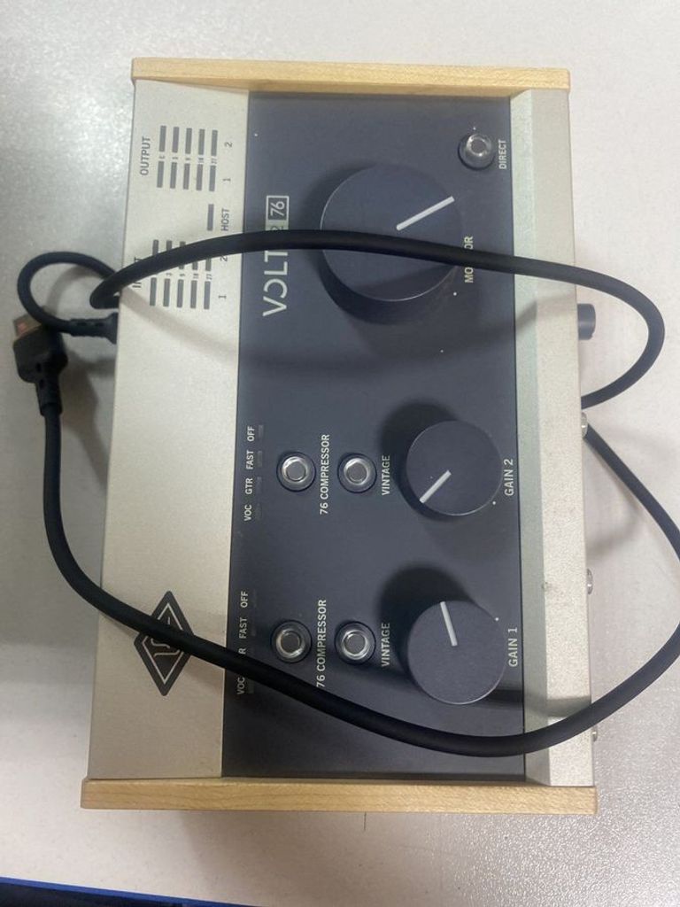 Купити Universal audio VOLT 276 Б/У