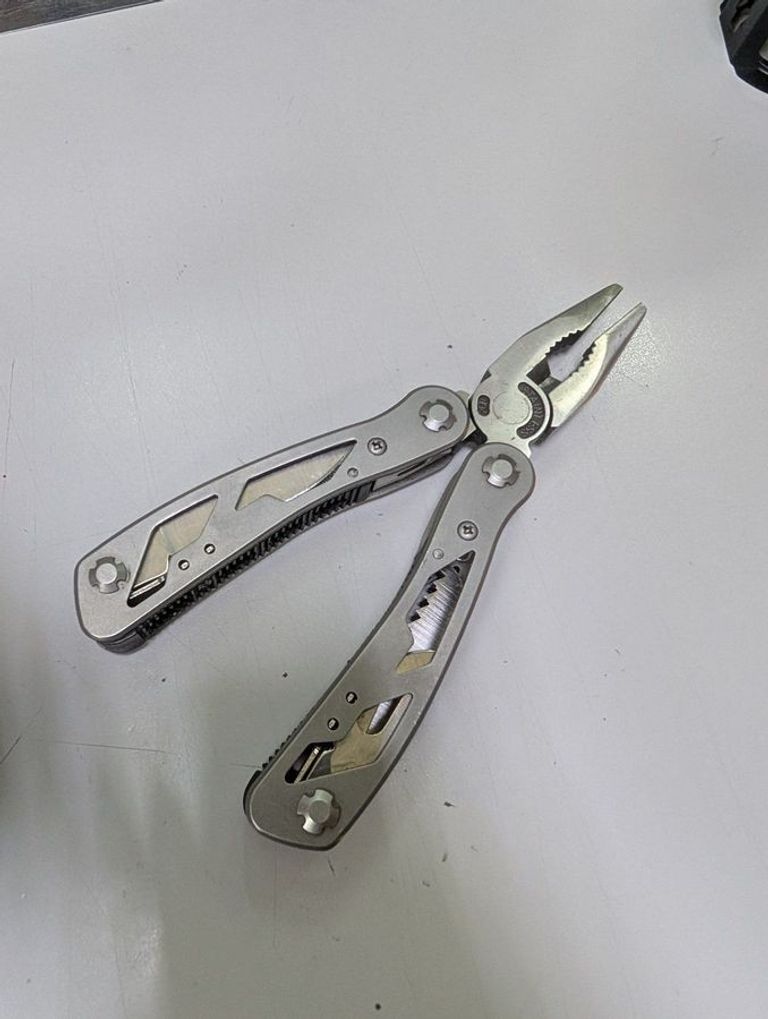 Купити Stanley 2cr Б/У