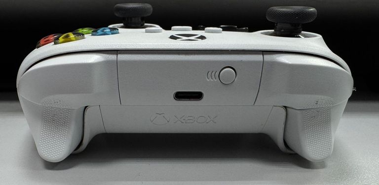 Дешево Microsoft xbox series x s wireless controller з ломбарду