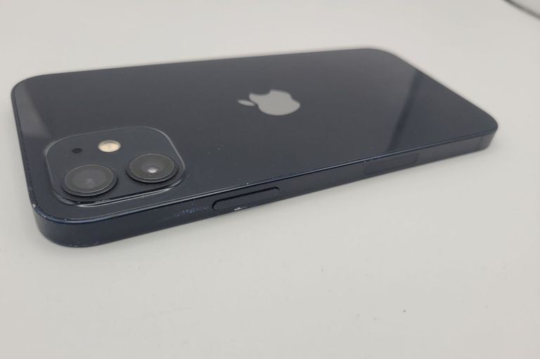 Apple iPhone 12 64GB (PRODUCT)RED Код:01-200865350. Изображение 6