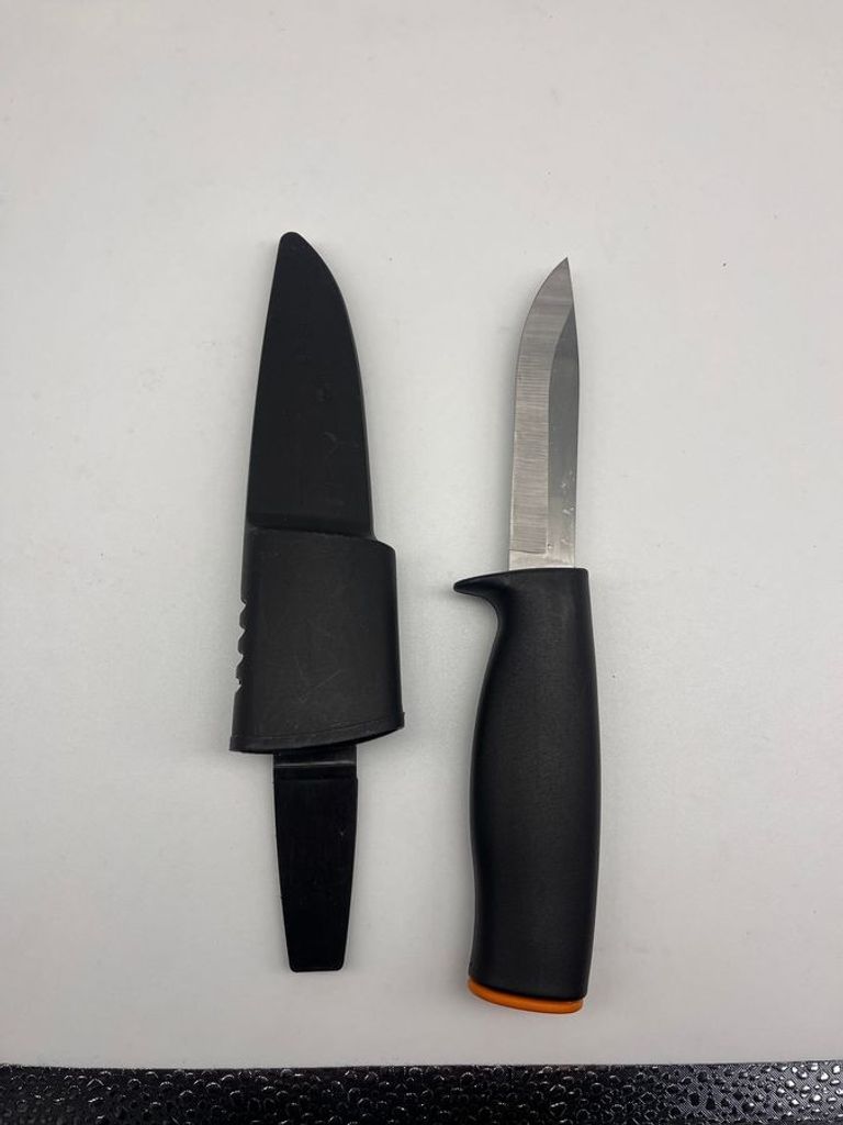 Купити Fiskars K40 (125860) Б/У