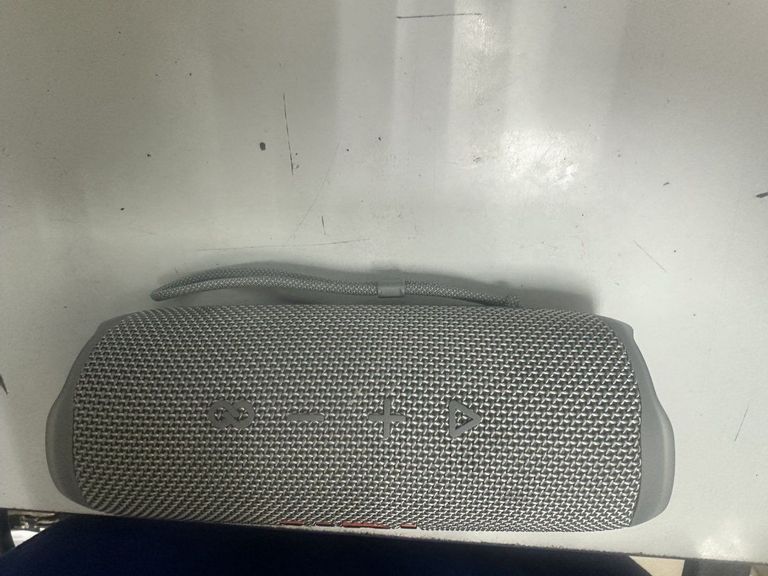 Оголошення Jbl flip 6 Б/У