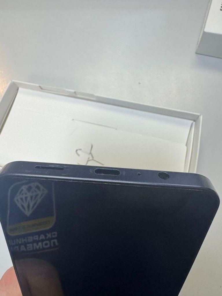 Оголошення Samsung galaxy a06 4/128gb Б/У