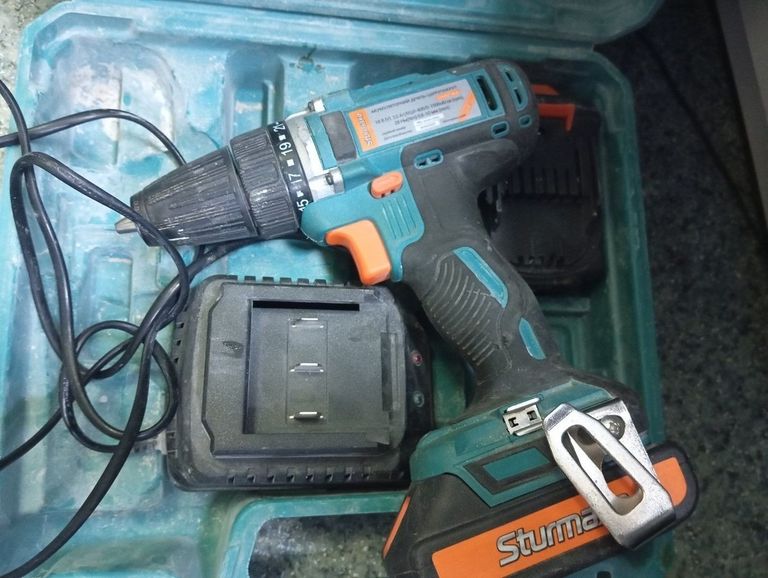 Купити Sturmax CDM3218LB Б/У