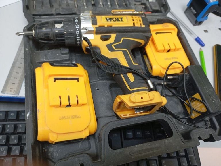 Дешиво Wolt без моделі с ломбарда