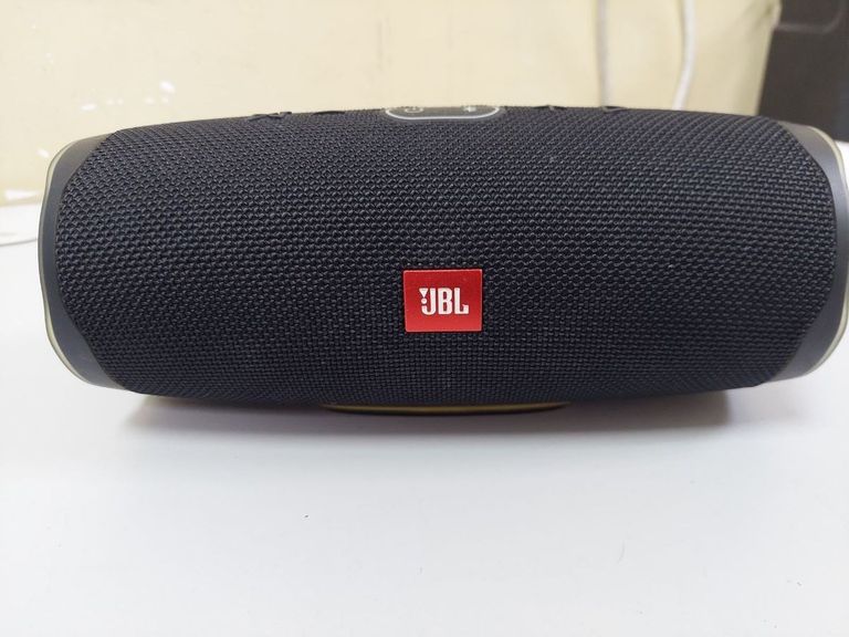 Купить Jbl charge 4 Б/У