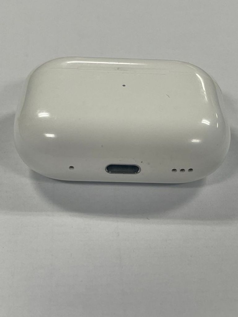 Apple airpods pro 2nd generation with magsafe charging case usb-c Код:01-200887912. Изображение 5