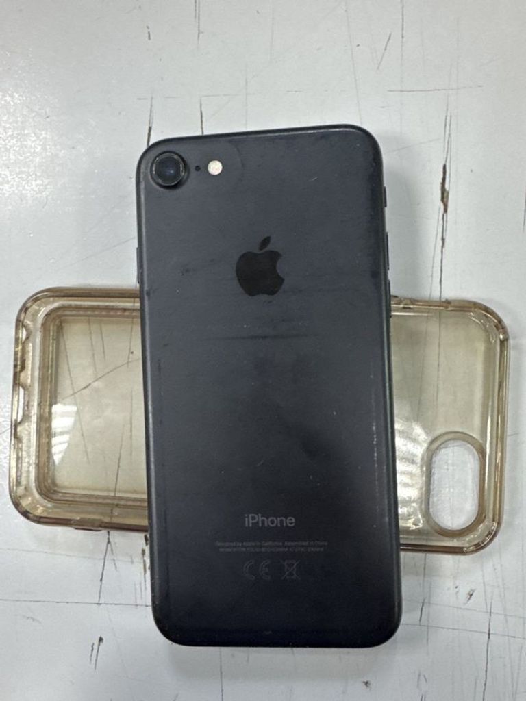 Дешево Apple iphone 7 32gb з ломбарду