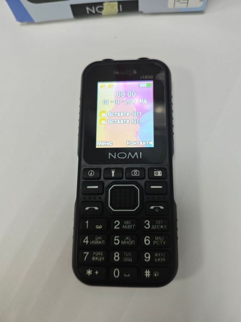 Купити Nomi i1850 Black Б/У