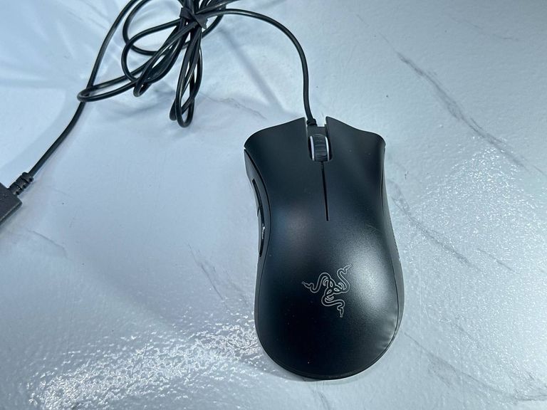 Купити Razer deathadder essential Б/У