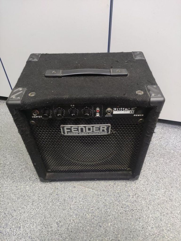 Купить Fender RUMBLE 15 Б/У
