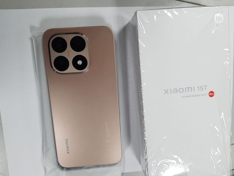 Купити Xiaomi 15t 12/512gb Б/У