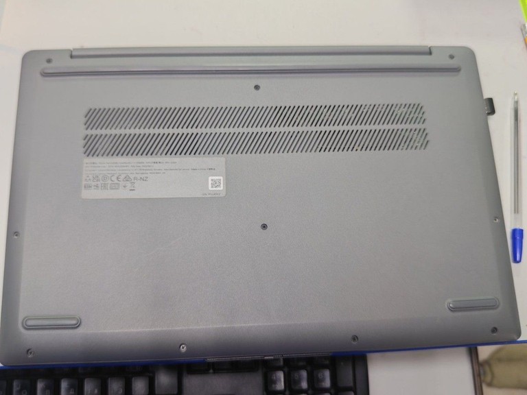 Купити Lenovo 15/ryzen 5 7520u ddr5/16gb ddr5/hdd *відсутній/ssd 512 gb/*інтегрована Б/У