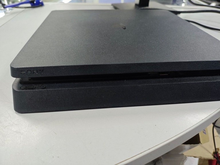  Sony PlayStation 4 Slim 1TB Black Код:01-200943932. Зображення 5