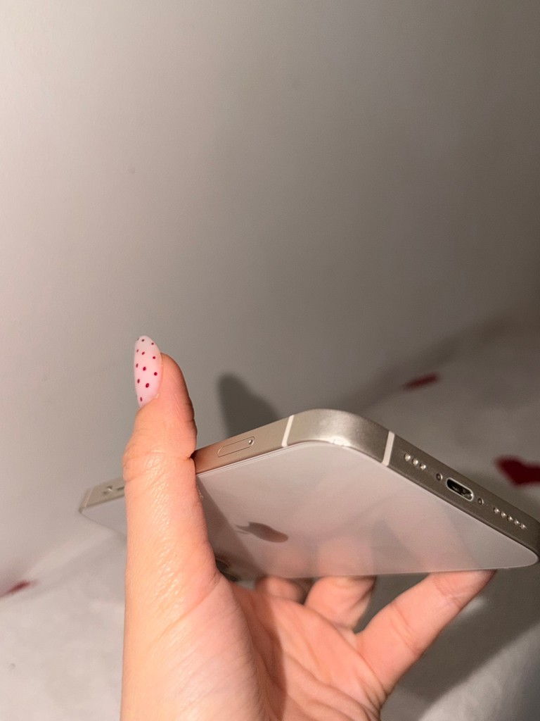 Apple iPhone 13 128GB Starlight (MLPG3) Код:null. Зображення 10