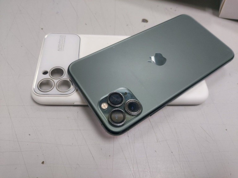 Дешево Apple iphone 11 pro max 64gb з ломбарду