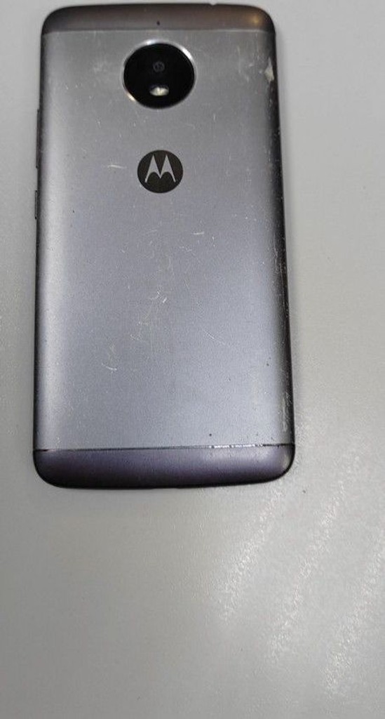 Оголошення Motorola moto e4 plus xt1771 2/16gb Б/У
