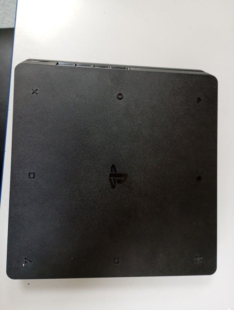 Оголошення  Sony PlayStation 4 Slim 1TB Black Б/У