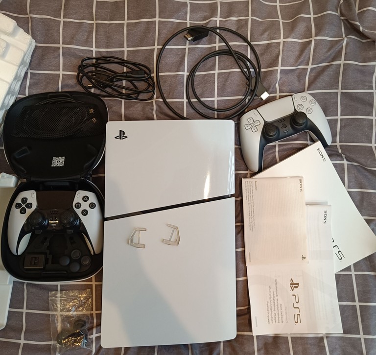 Оголошення Sony PlayStation 5 Slim Digital Edition 1TB (1000040660, 1000040658) Б/У