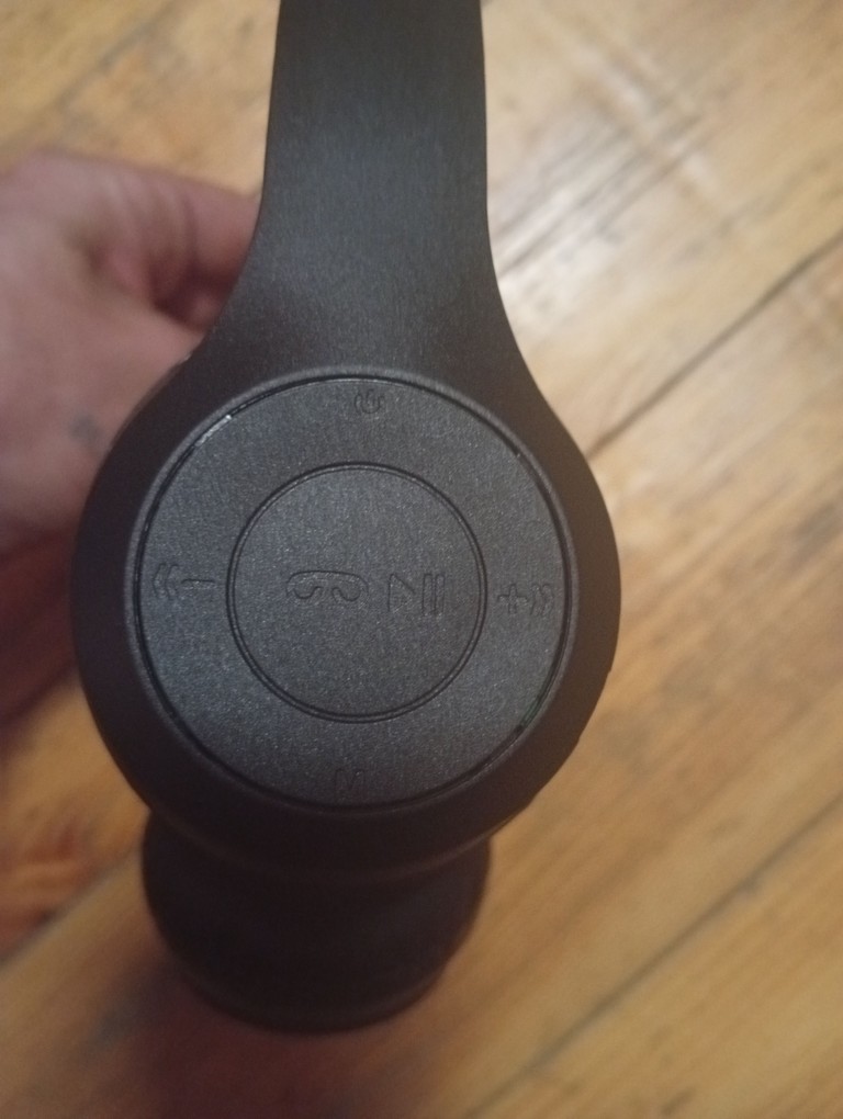 Купити Bluetooth wireless headphone Б/У