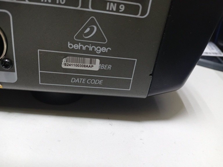 Behringer X32 Compact Код:01-201004234. Изображение 9