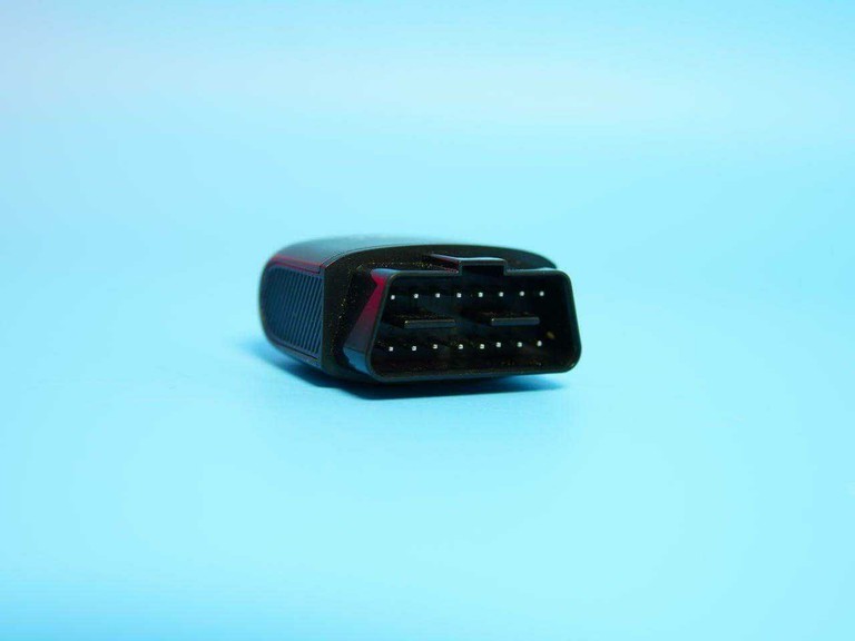 Дешиво Vpow B65 OBD2 з Bluetooth 5.1 с ломбарда