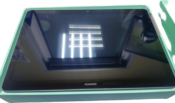Купити Планшет Huawei mediapad t3 10 32gb 3g розпродаж Б/У техники