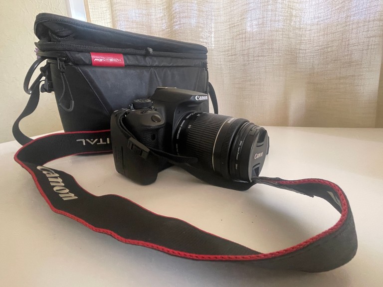 Оголошення Canon EOS 700D kit (18-55mm) EF-S IS STM (8596B031) Б/У