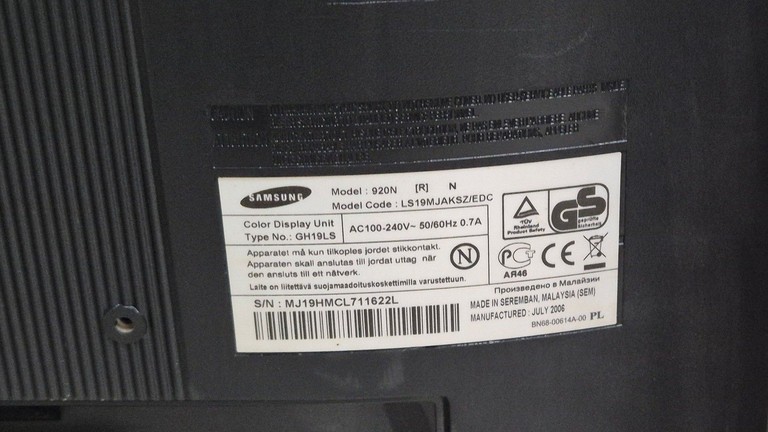 Дешево Samsung 920n з ломбарду