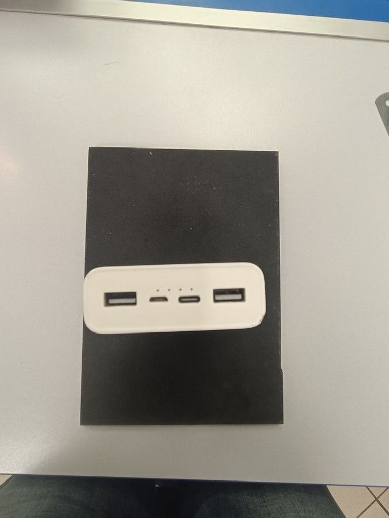 Оголошення Xiaomi mi power bank 3 20000 mah usb-c 18w Б/У
