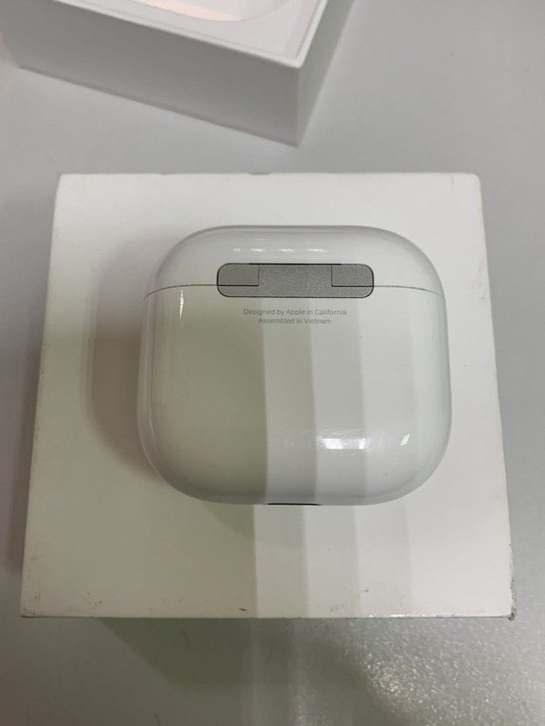Розпродаж Apple airpods 4, продавець Техноскарб