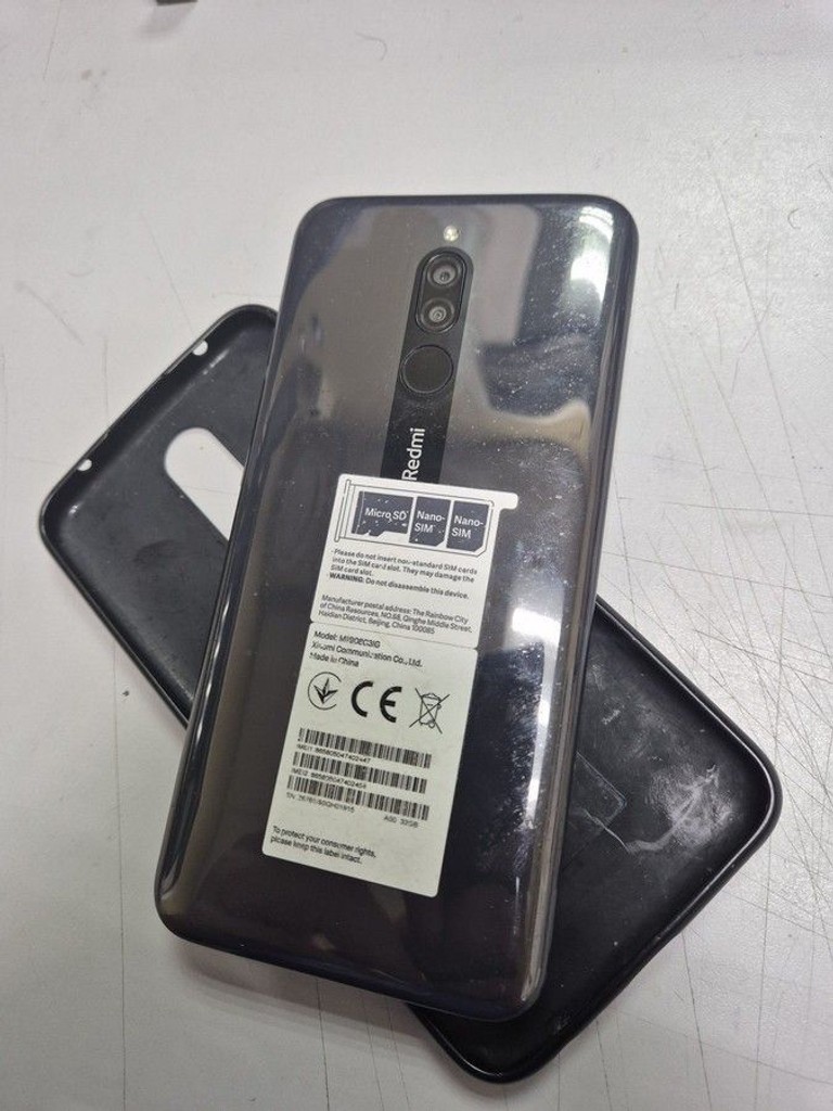 Дешиво Xiaomi Redmi 8 3/32GB Blue с ломбарда