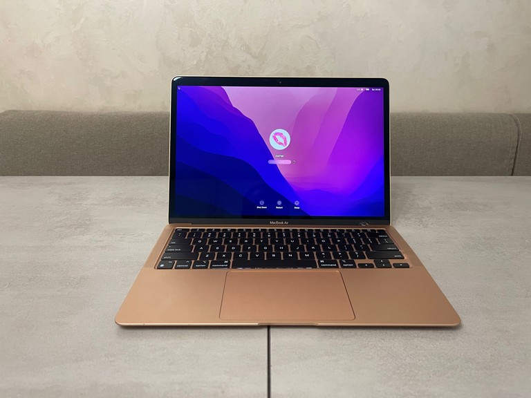 Купити Apple MacBook Air A2337, 13" Б/У