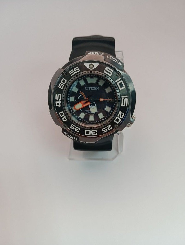 Купить Citizen j210-t023100 Б/У