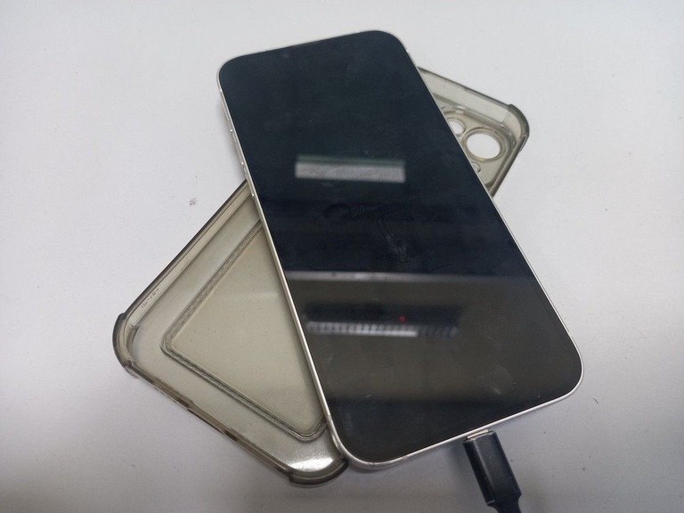 Apple iphone 14 plus 256gb Код:01-201108506. Изображение 7