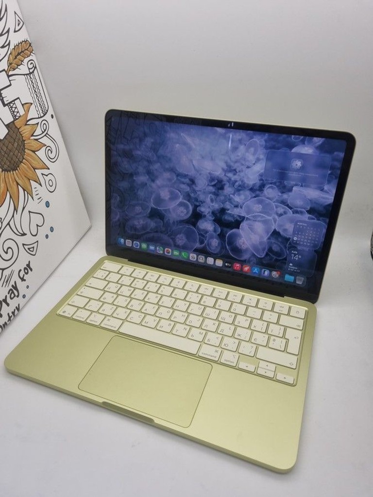 Купить Apple MacBook Neo 256GB Blush (MHFH4) Б/У