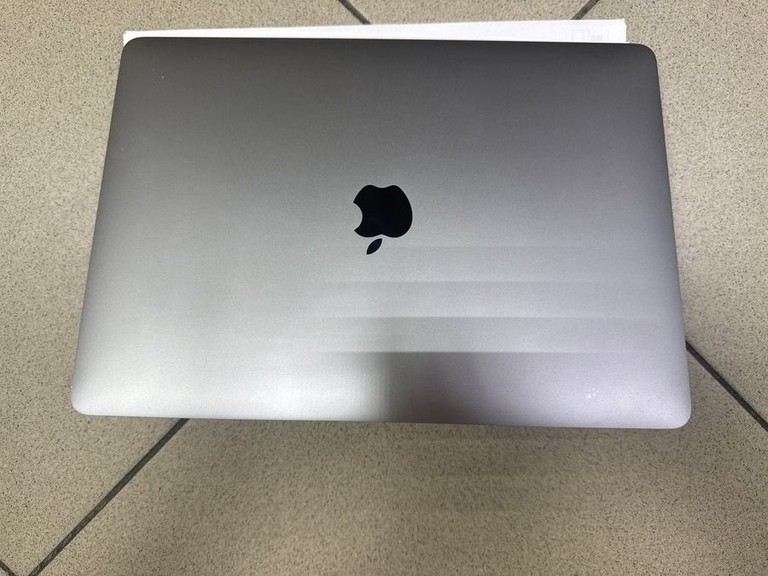 Объявление Apple macbook pro/13.3/ core i5 1,4ghz/ ram8gb/ ssd256gb/ iris plus 645/ retina, truetone, touch bar Б/У