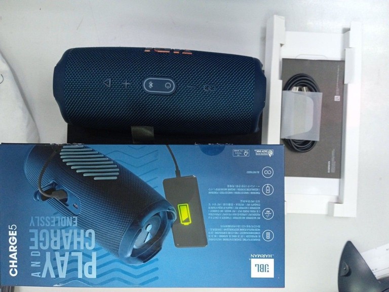 Купити Jbl charge 5 Б/У