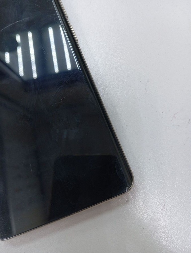Дешиво Realme 12 pro 5g 12/512gb с ломбарда