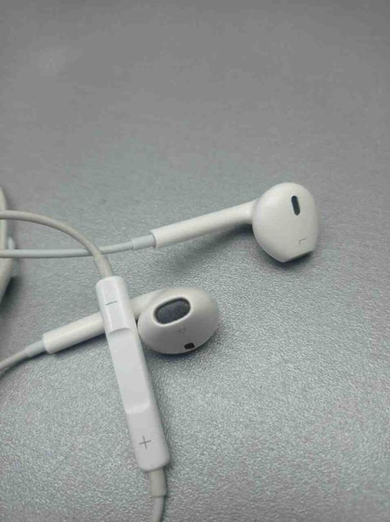 Объявление Apple earpods lightning Б/У