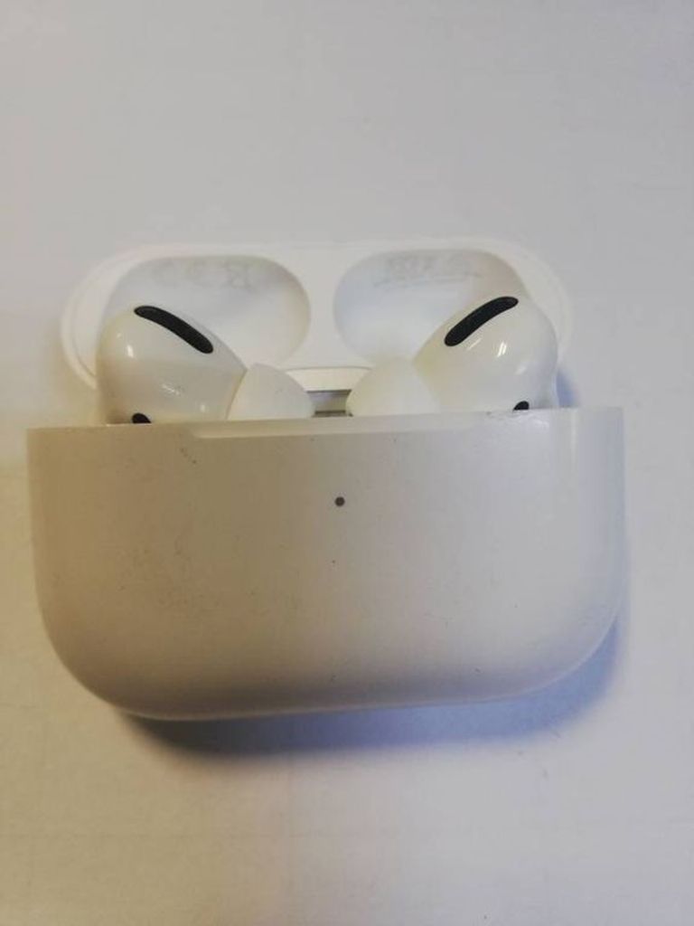 Дешево Apple airpods pro a2190,a2084+a2083 2019г з ломбарду