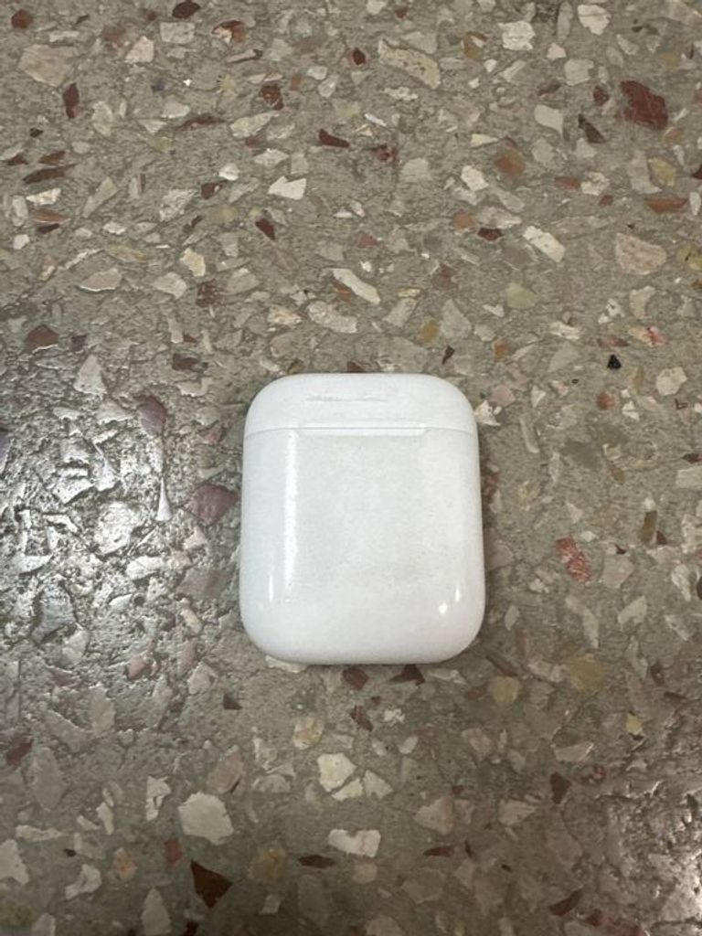 Apple airpods 2 gen a1602.a2032+a2031 2019г.