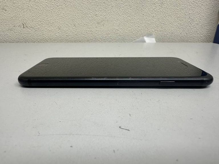 Apple iphone 7 32gb Код:01-200101603. Зображення 5