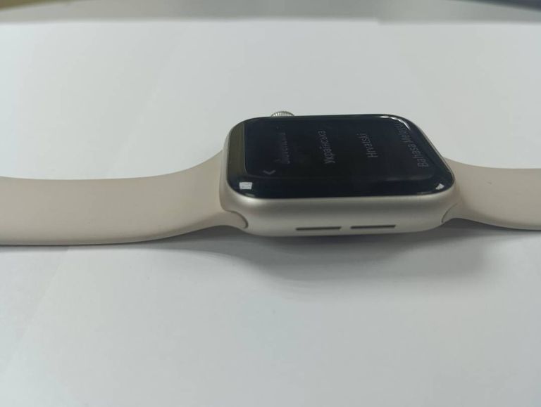 Apple watch se 2 gps 40mm aluminum case with sport