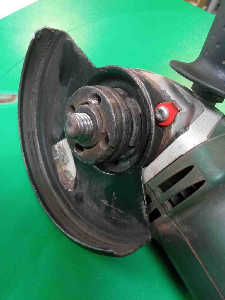 Дешево Bosch PWS 750-115 з ломбарду