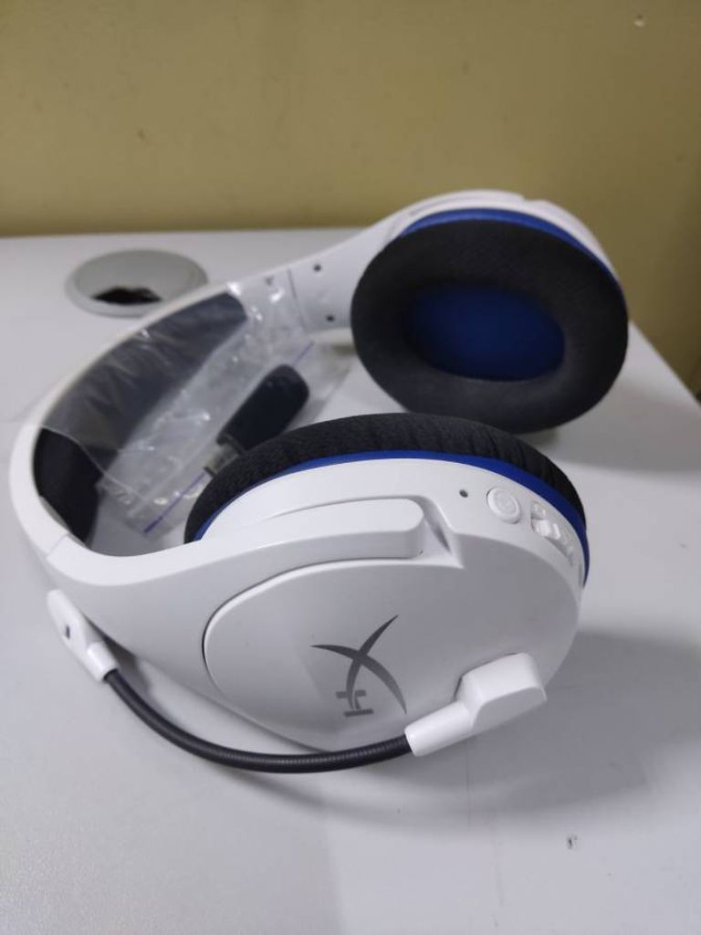 Дешиво Hyperx cloud core wireless 7.1 с ломбарда